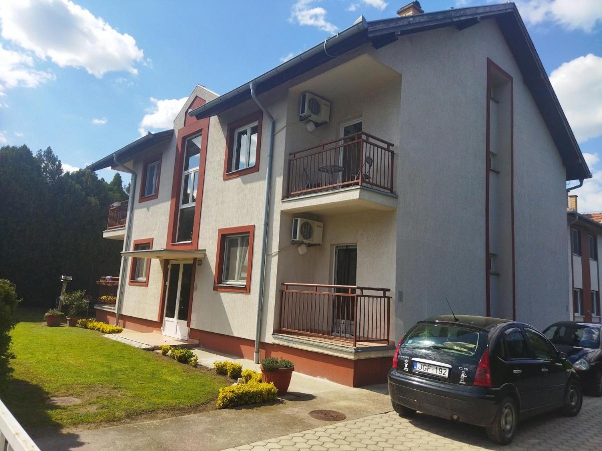 Dora Apartman Palic Exterior photo
